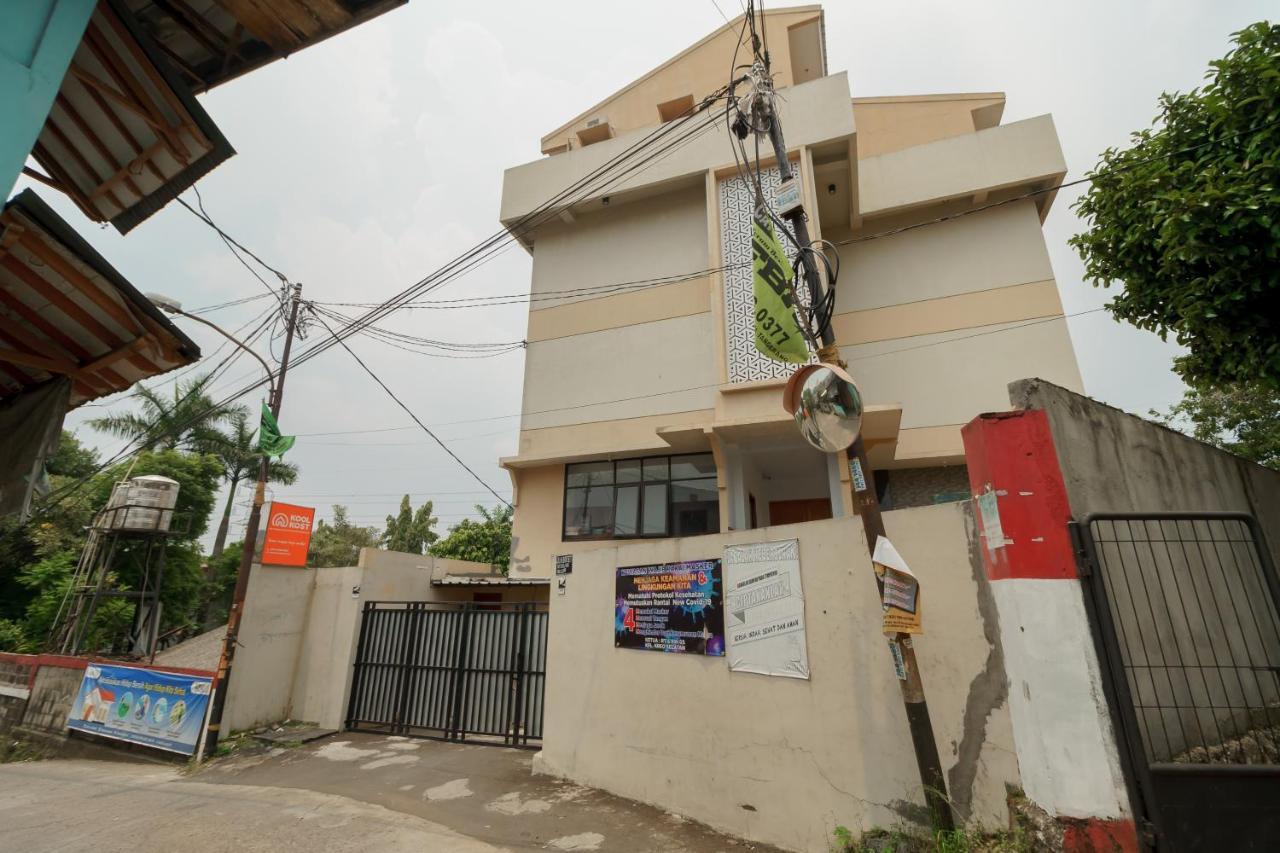 Koolkost Syariah Near Kampus Utama Universitas Budi Luhur Mencil Εξωτερικό φωτογραφία