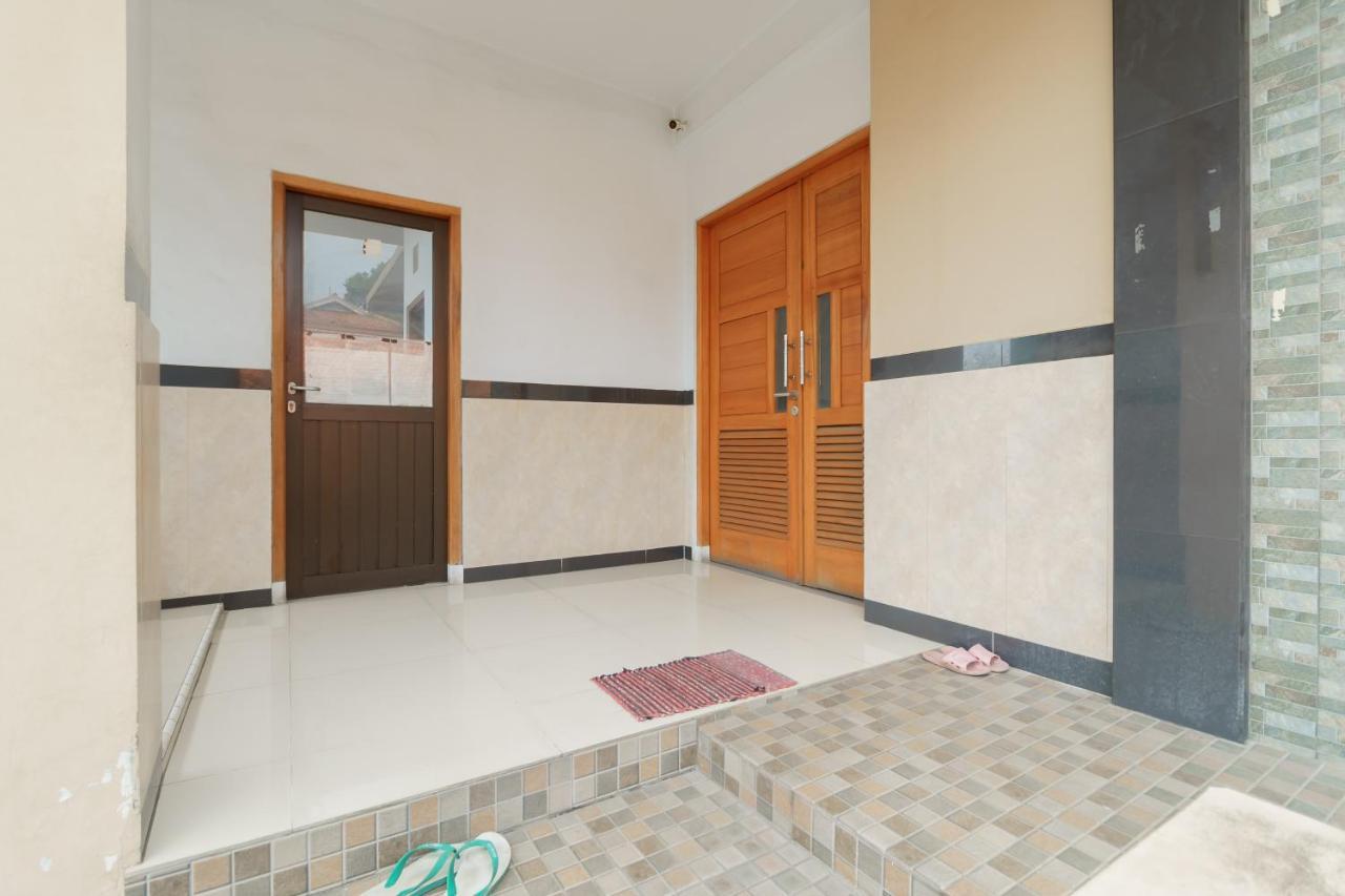 Koolkost Syariah Near Kampus Utama Universitas Budi Luhur Mencil Εξωτερικό φωτογραφία